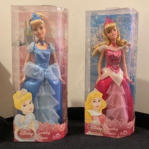 Disney princesses collectible dolls. Sleeping beauty and Cinderella